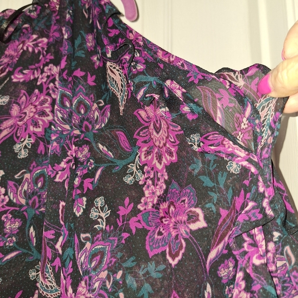 1. STATE NWOT cold shoulder blouse size L - Picture 6 of 7